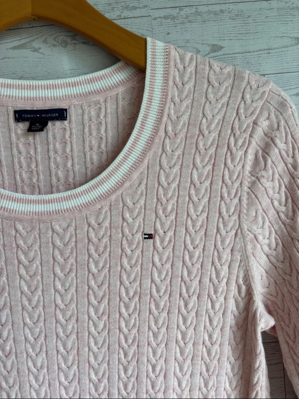 Tommy Hilfiger‎ Pink Crewneck Cable Knit Sweater Women's XL Tennis Prep Varsity